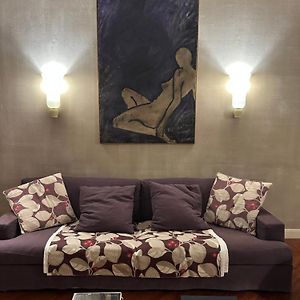 Camera con letto king size